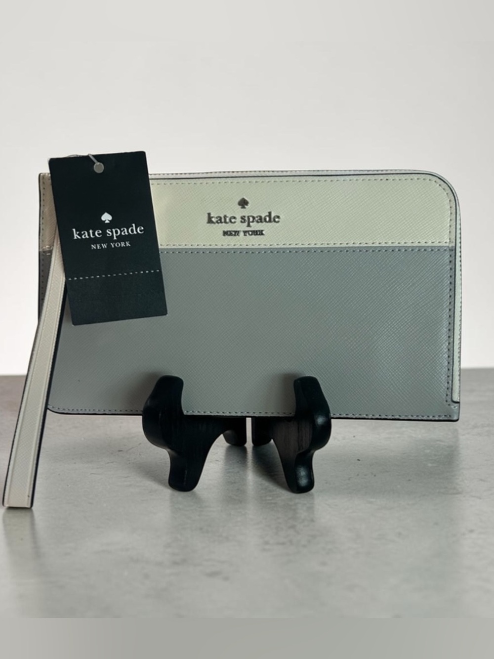 NWT Kate Spade Lucy Medium Zip Wristlet Colorblock Soft Platinum Gray